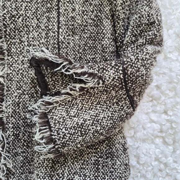 Lafayette 148 Tweed Fringe Jacket US 6 Brown Tan Academic Classic Chic Blazer - Picture 13 of 13